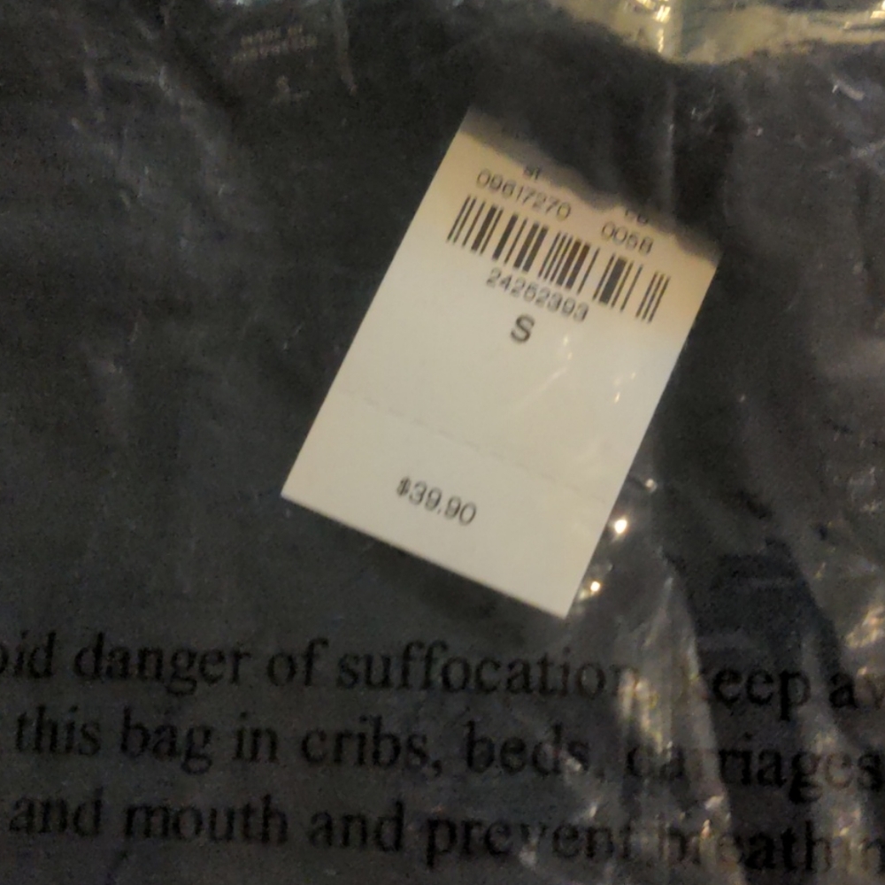 EXPRESS Puff Shoulder Long Sleeve Tee Black - Picture 3 of 9
